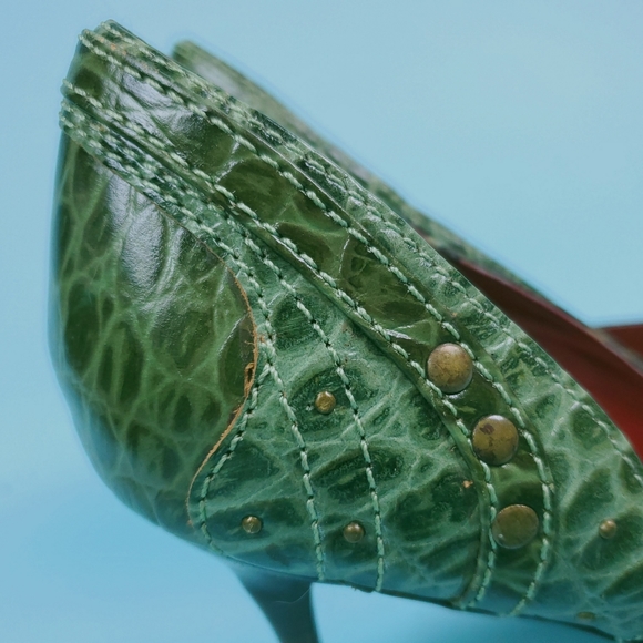 SOLD Luichiny croc heels - Picture 9 of 13